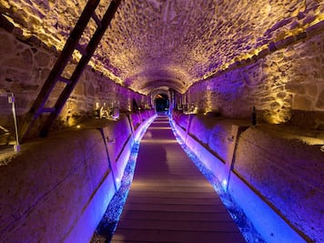 Conoce las leyendas de los túneles secretos de Puebla