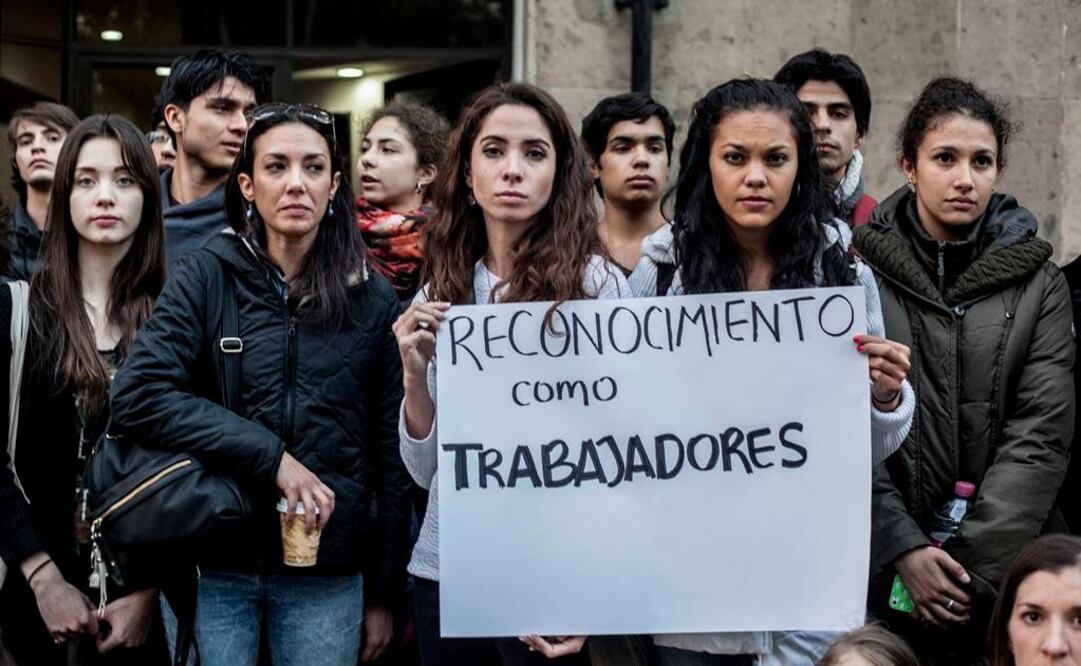 Los bailarines señalaron que "el problema es esta señora que siempre está echado a perder las cosas, porque siempre está actuando por berrinches, actuando con represalias". FOTO: Yadín Xolalpa/EL UNIVERSAL.
