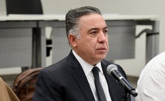 Inzunza, el tejedor de la reforma judicial que recibe 333 mil pesos mensuales; estas son las polémicas de su paso legislativo