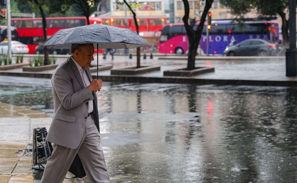 Protección Civil detalló que se prevé lluvia de entre 15 y 29 mm y caída de granizo, entre las 16:30 y las 22:00 horas de este viernes. | Foto: Osmar Alvarado | El Universal.