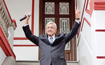 AMLO's graduation party