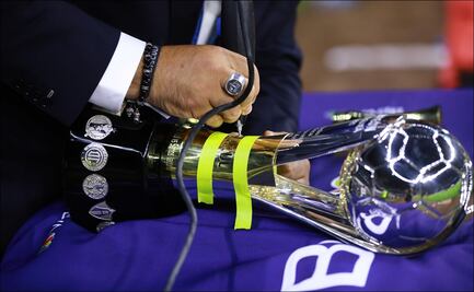 Juan Reynoso dedica el campeonato del Cruz Azul al 'Profe' Meza