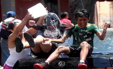 Sábado de Gloria: Desde multas de 4 mil 150 pesos hasta arrestos, las sanciones por desperdiciar agua en CDMX y EDOMEX