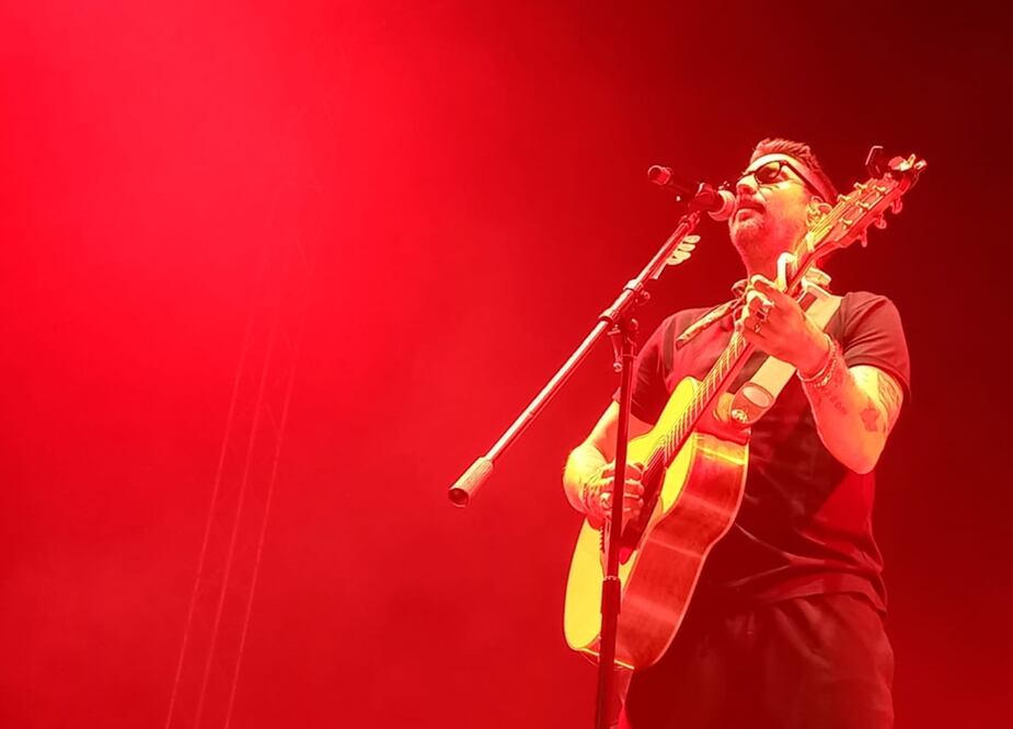 Álex Ubago se presentó en el Auditorio BlackBerry, anoche, martes 27 de agosto.
Foto: EL UNIVERSAL / Mariana Lebrija