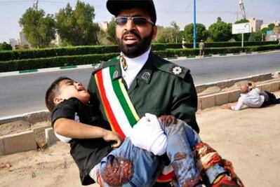 Atentado terrorista deja muertos y heridos en Irán