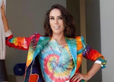 Inés Gómez Mont se sube a la tendencia tie-dye con un look de 30 mil pesos
