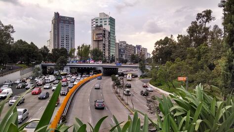 Impuestos que pagan los autos de la CDMX