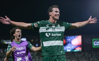 Santos Laguna remonta a los Bravos de Juárez para firmar su primera victoria en el torneo
