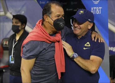 Juan Reynoso no ve deudas ni revanchas contra Pumas