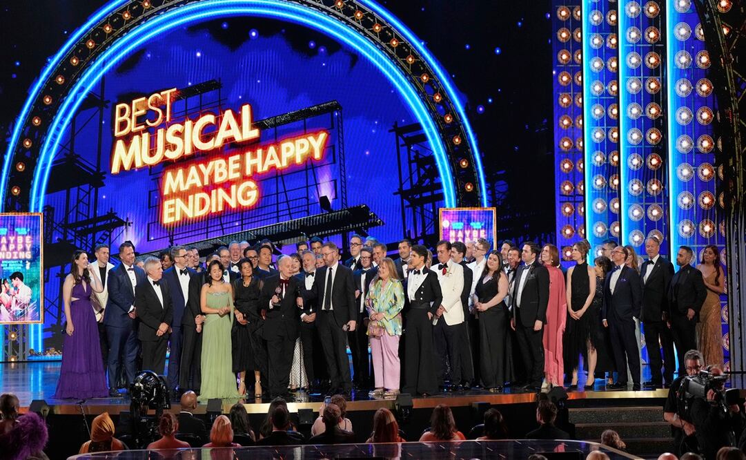 "Maybe Happy Ending" se consagró como el mejor musical. Foto: AP.