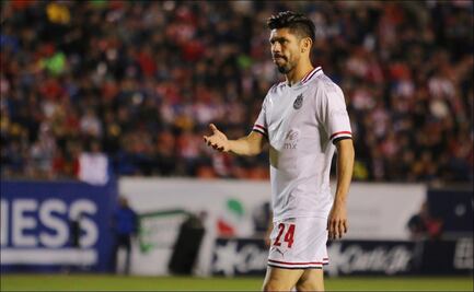 Oribe Peralta, un ejemplo en Chivas
