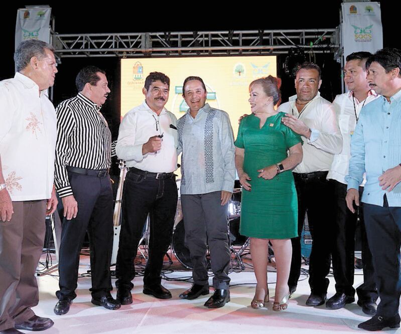 quehaEl mandatario estatal participó en el 35 aniversario del SQCS.