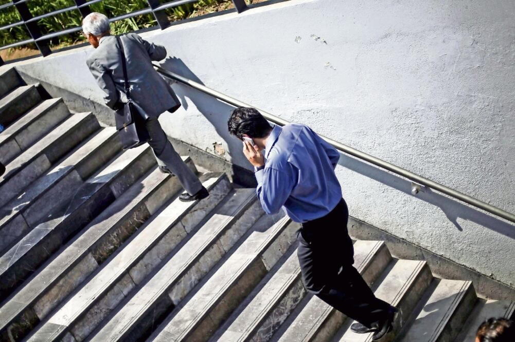 Analistas en telecomunicaciones consideraron positivo que se establezca una obligación de cobertura como parte de la licitación de la banda de 2.5 Ghz (ARCHIVO EL UNIVERSAL)