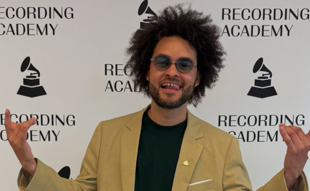 Bofill ganó el Latin Grammy en 2022 en la categoría "Mejor álbum folclórico", y actualmente se encuentra en el centro de detención para migrantes de Krome, ubicado en el oeste de Miami, según medios locales.