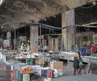 Incendio en Merced afectó mil 36 locales
