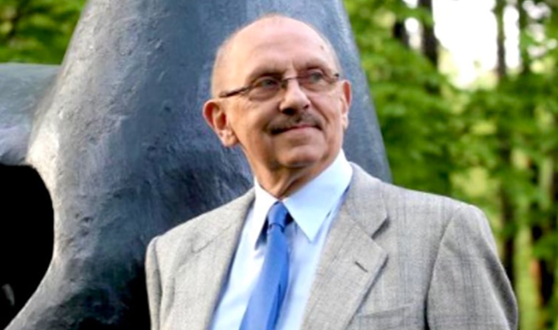 El coleccionista Marek Keller. Foto: Vía Twitter de Embamex Polonia.