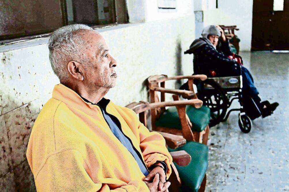 La asambleísta del PRD señaló que las personas de la tercera edad son abandonadas en clínicas y casas de asistencia (ARCHIVO EL UNIVERSAL)