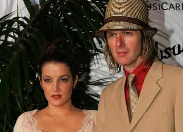 Batalla legal por la herencia de Lisa Marie Presley: su exmarido y sus hijas se enfrentarían a Priscilla y Riley