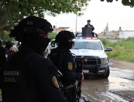 CJNG priva de su libertad a dos policías en Michoacán; son rescatados por fuerzas federales y detienen a tres