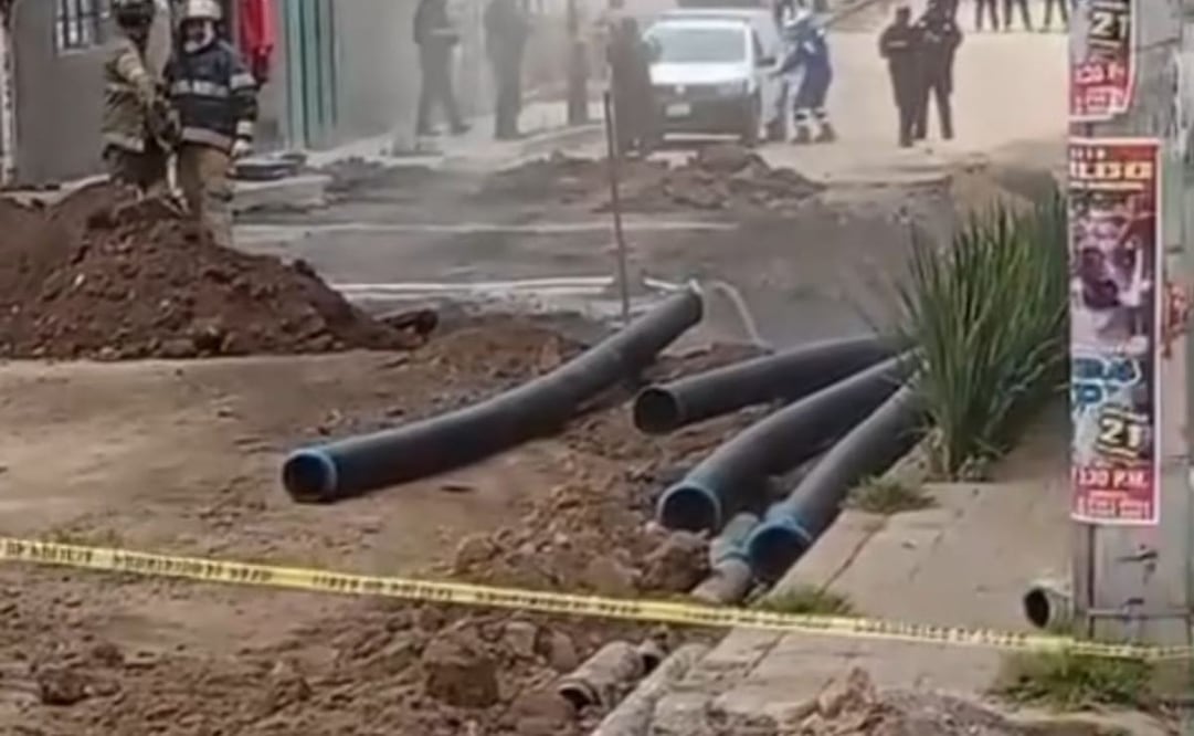 Trabajos de repavimentación provocan fuga de gas en avenida Hank González, en Coacalco (31/01/26). Foto: Especial