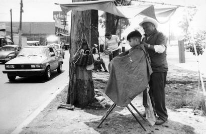 Los peluqueros “de paisaje” de avenida Zaragoza 