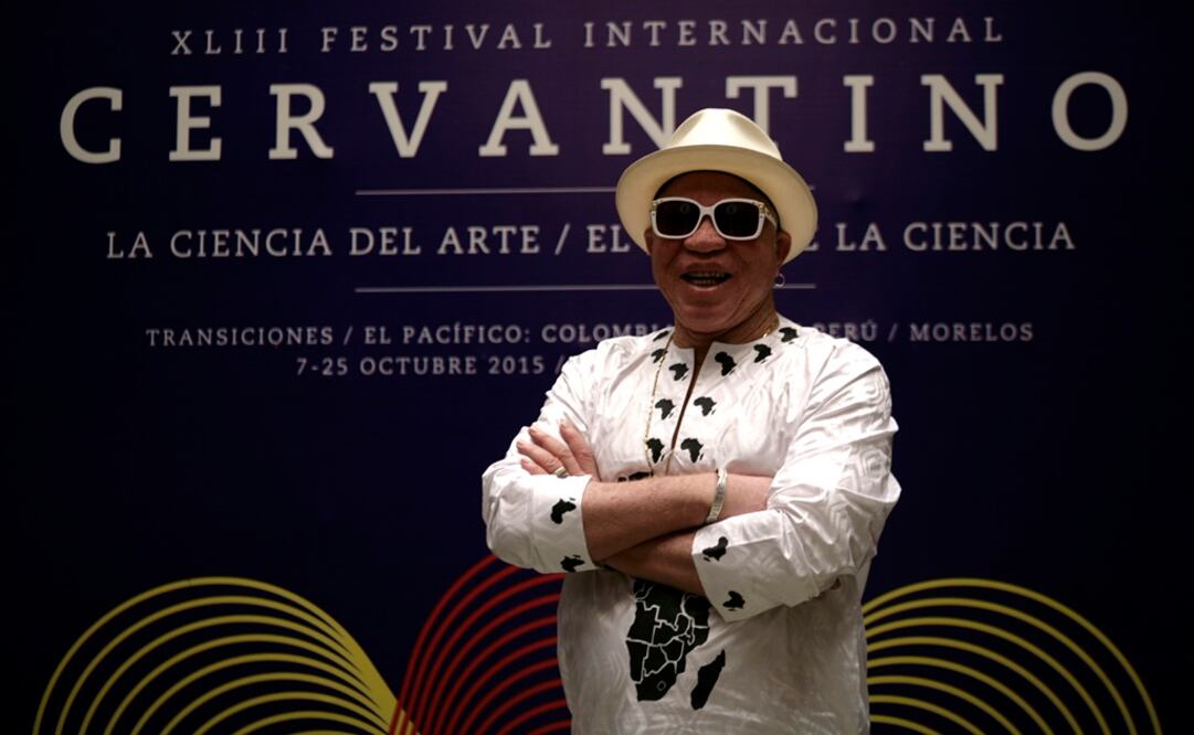 Salif Keita es conocido como 'La voz de oro de África', está convencido de que su responsabilidad como músico es llevar alegría, transmitir cosas bellas y ayudar a las personas a sentirse mejor en su vida. FOTO: Ivan Stephens 