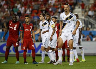 Zlatan Ibrahimovic evita hablar de su continuidad en el Galaxy