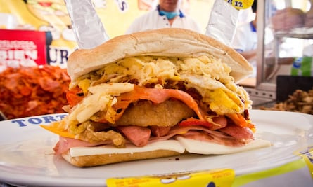 La Tatiana, Cubana y Trevi, presentes en la Feria de la Torta 2022