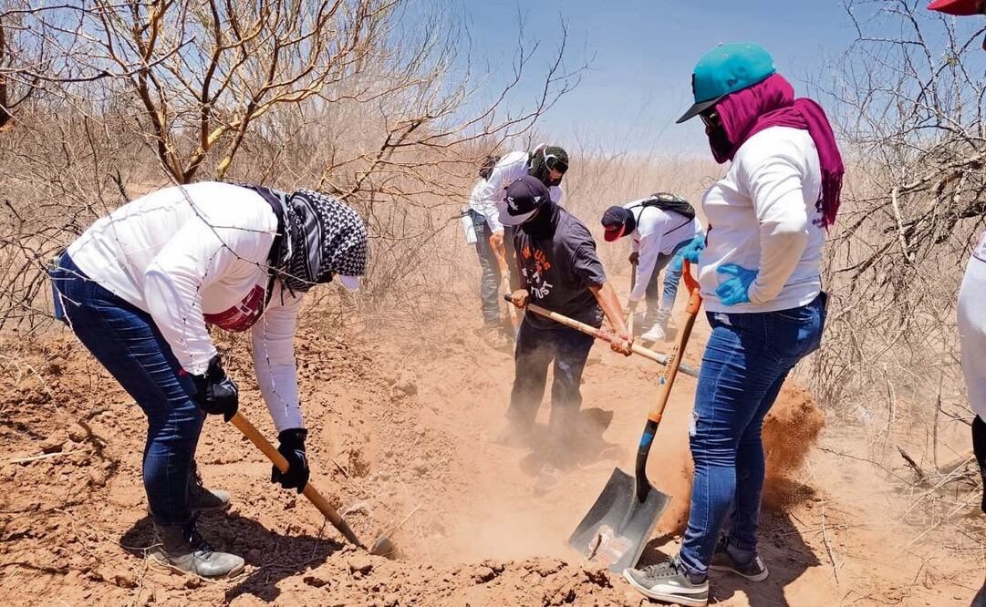 Mujeres integrantes de colectivos de búsqueda de personas desaparecidas realizan sus tareas en varios puntos del país para dar con el paradero de sus familiares no localizados. Foto: Especial