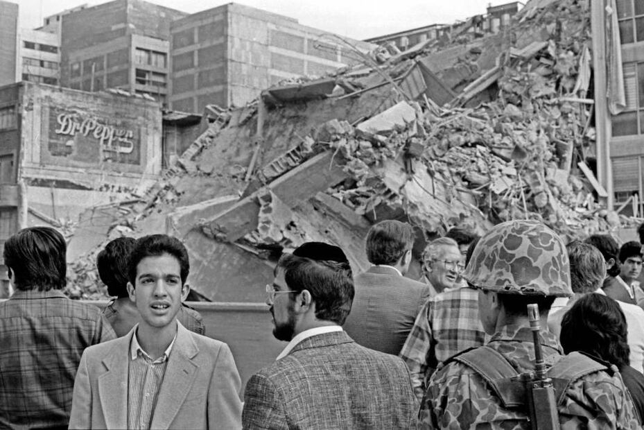 Desplome de edificios en la calle de San Antonio Abad, lugar donde trabajaban como costureras mujeres de origen judío. Crédito: Francisco Mata Rosas