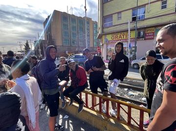 FOTOS: Migrantes viven con incertidumbre la llegada del Año Nuevo; esperan la noche para cruzar a EU