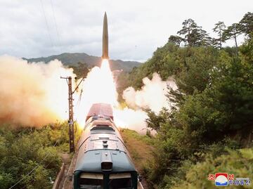 Corea del Norte lanza misil balístico ¿desde un tren?