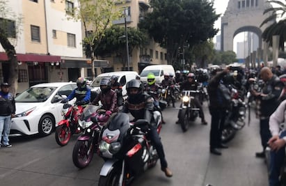 Día del Motociclista: Arranca en Monumento a la Revolución rodada biker para erradicar la violencia a mujeres