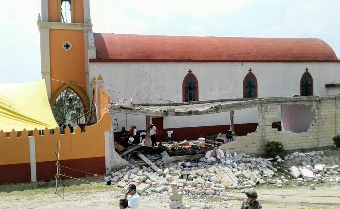 La detonación que cimbró a La Hortaliza, se registró alrededor de las 13:20 horas en un salón de la iglesia de Fátima (Foto: Rebeca Jiménez / EL UNIVERSAL)