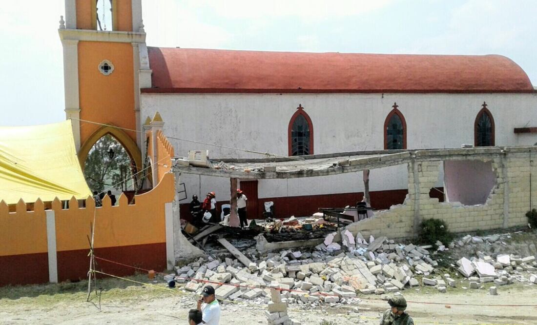 La detonación que cimbró a La Hortaliza, se registró alrededor de las 13:20 horas en un salón de la iglesia de Fátima (Foto: Rebeca Jiménez / EL UNIVERSAL)