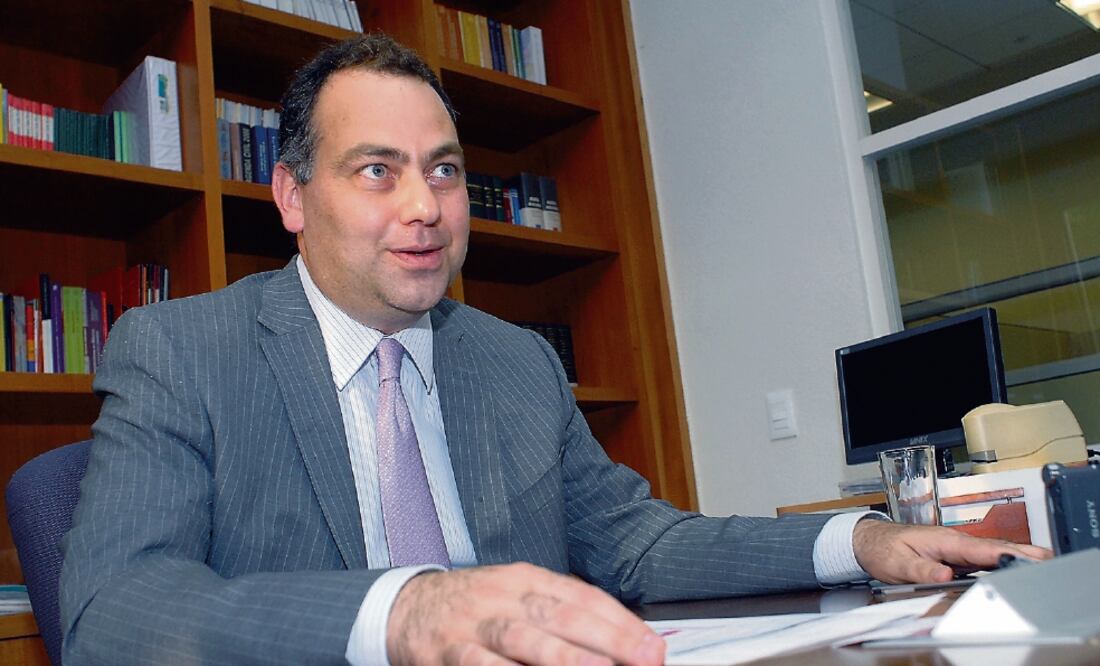 Aumentan recursos. Jaime Rochín, titular de la CEAV dijo que lo erogado representa un incremento de 39.4% respecto a 2016. (ARCHIVO EL UNIVERSAL)