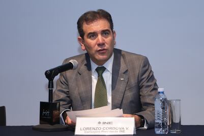 Extiende INE plazo de recepción de voto de mexicanos en el extranjero