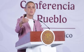 Sheinbaum insiste en acuerdo con EU para producción de vehículos; nueva política comercial de Trump tiene impactos, dice