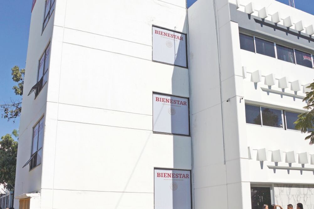 Piden informe a detalle. Se pidió a la ASF que informe si Bienestar destinó recursos para comprar indumentaria con alusión a AMLO. Foto/ARCHIVO EL UNIVERSAL