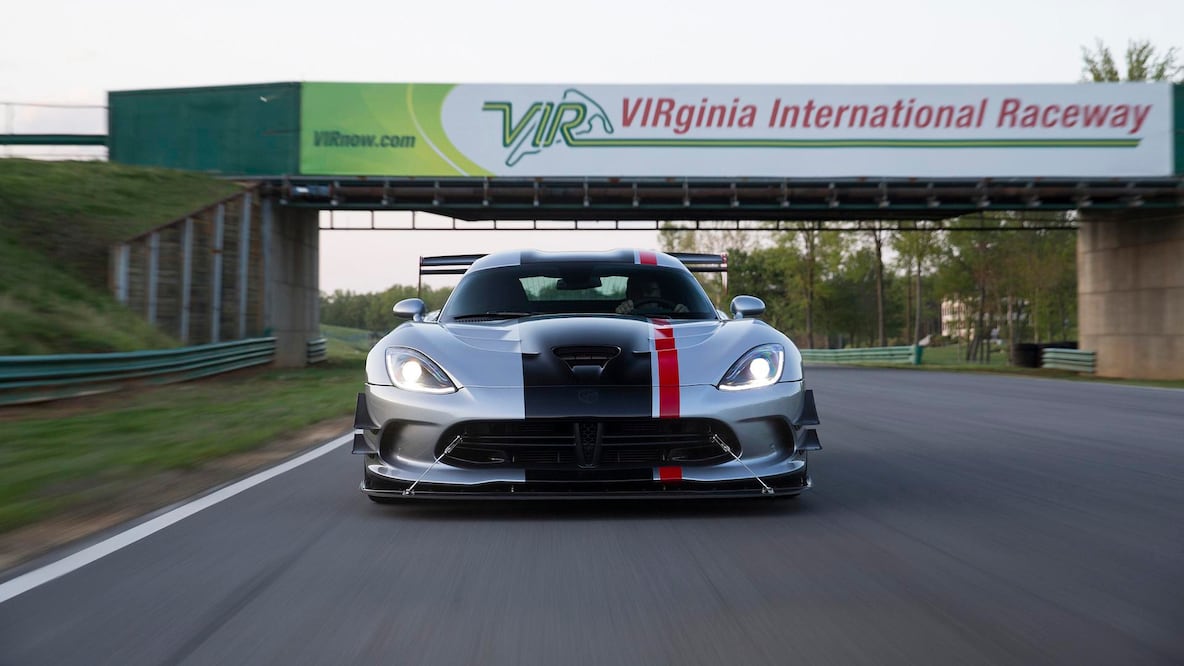 Dodge vendió 2 nuevos Vipers este año; el modelo se dejó de fabricar en 2017