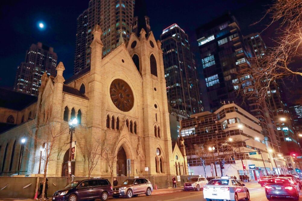 Imagen de la catedral del Santo Nombre, en Chicago. Ayer, la fiscalía de Illinos denunció que más de 700 curas del estado han sido acusados de abuso. (KAMIL KRZACZYNSKI. AFP)