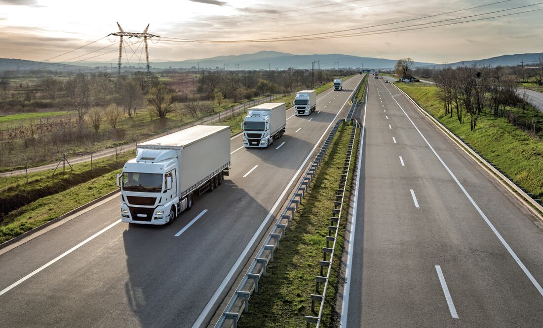 De acuerdo con la Concanaco, en el tramo carretero que va de Feliciano a Las Cañas se reportan robos de alimentos, acero, automóviles de lujo, pertenencias de turistas. Foto: Especial