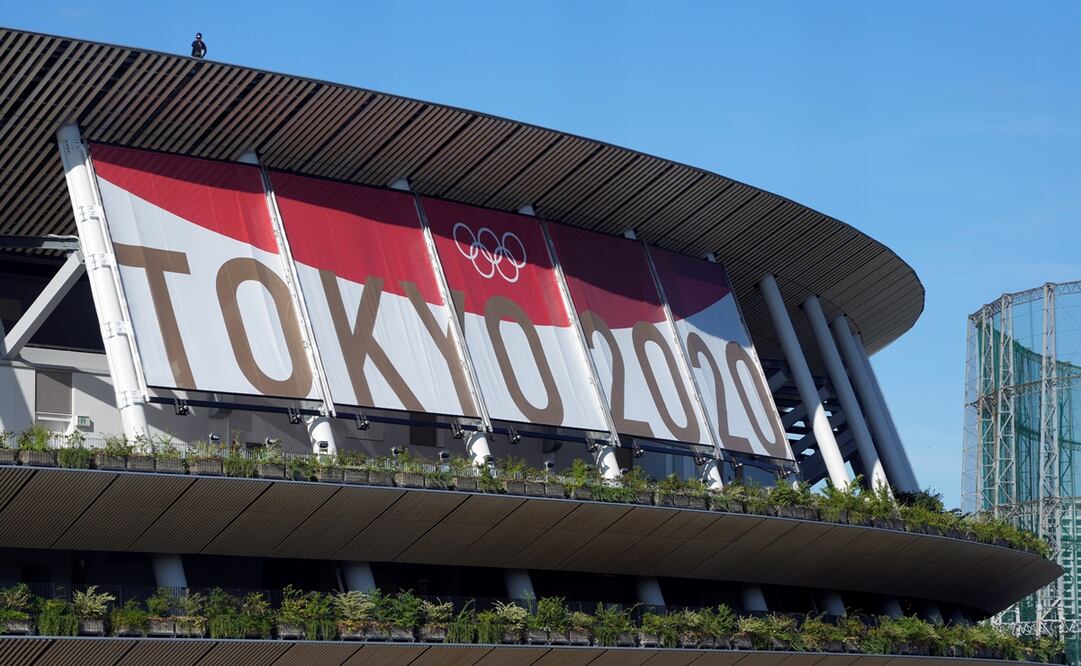 Desde el inicio de la pandemia, Japón reportó alrededor de 84 mil 800 contagios y más de 15 mil decesos, la mayoría desde la última ola en enero. Foto: AFP