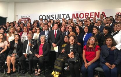 Lanza Mario Delgado consulta sobre renovación de dirigencia de Morena