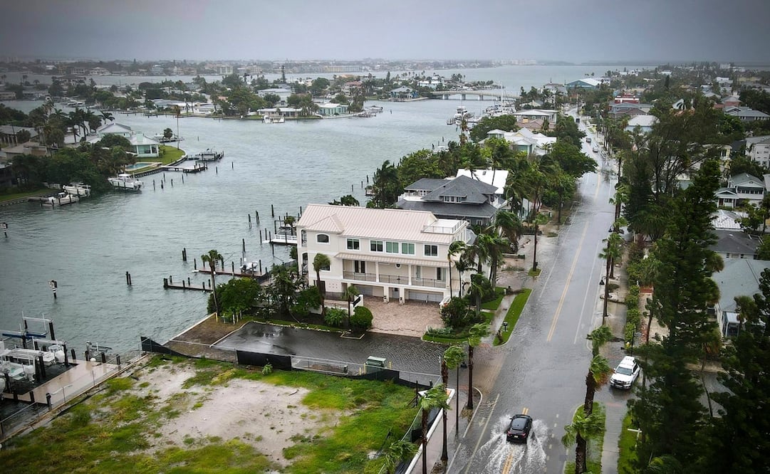 El pasado 5 de agosto, el huracán Debby tocó tierra en Florida. Foto: AP