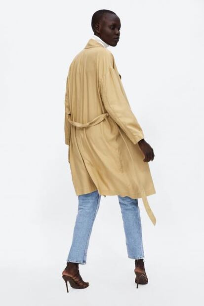 Meghan Markle luce un look premamá digno de oficina