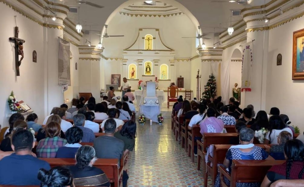 Misa de cuerpo presente de la niña Elena (30/12/2025). Foto:  Alberto López Morales / EL UNIVERSAL