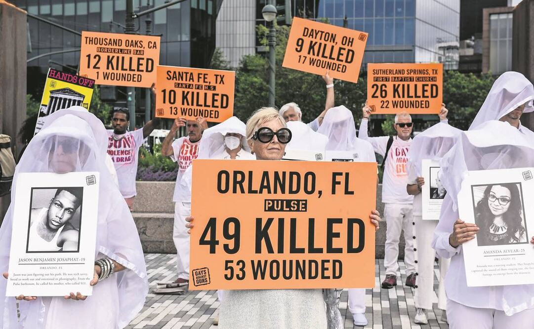 El grupo Gays contra las armas, ayer durante una manifesta-ción en Nueva York. Foto: Stephanie Keith/AFP