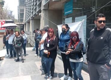 Trabajadores cierran por segundo día la Biblioteca Vasconcelos; seguirán en paro hasta ser atendidos