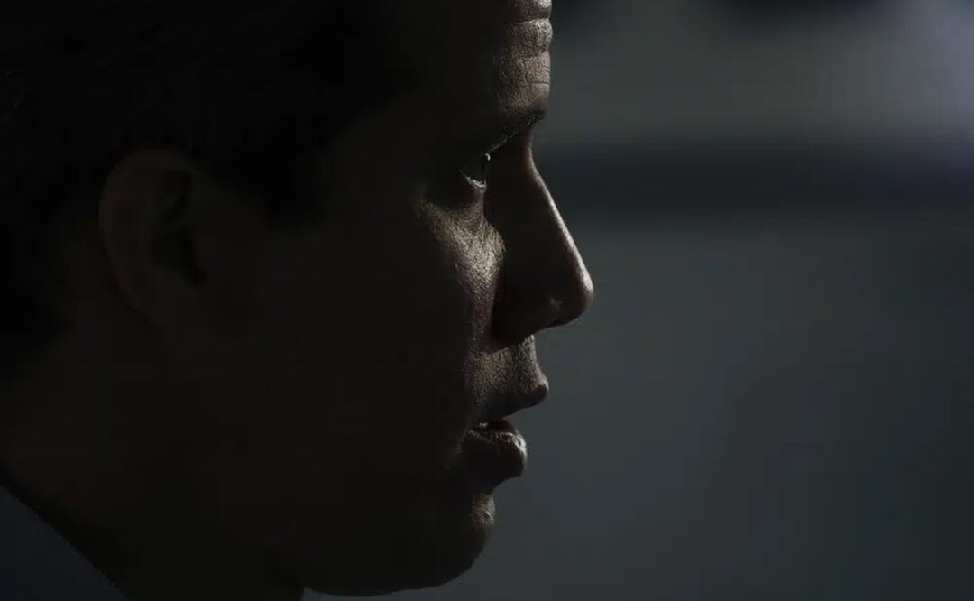 Guaidó, llegó el martes 25 de abril de 2023 a Miami atemorizado por la seguridad de su familia después de que el gobierno de Colombia lo sancionó por haber ingresado a su territorio “por vías irregulares”. Foto: AP